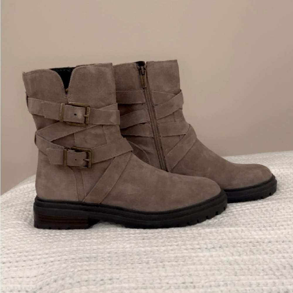 Vince Camuto boots
